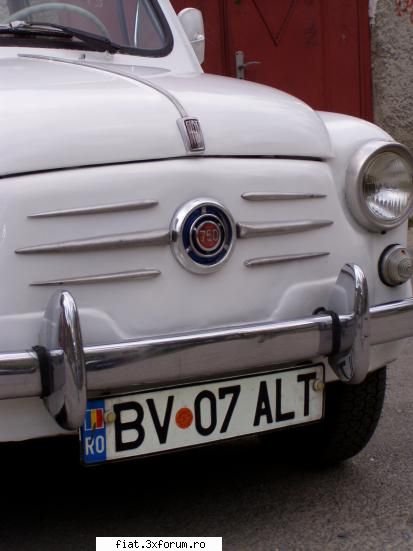 vinde fiat 600 tot fata