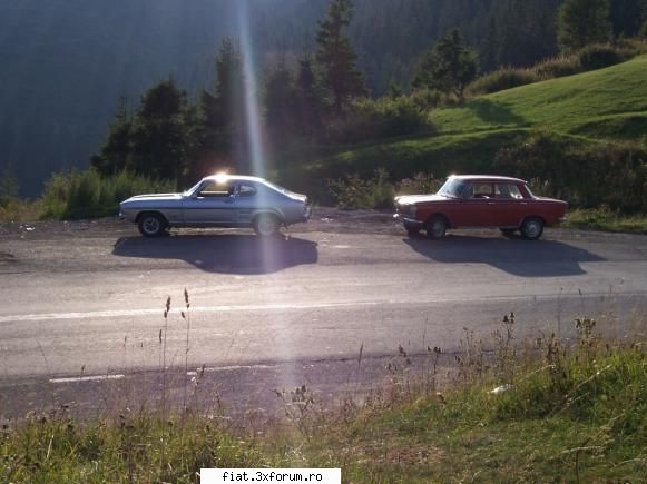 retro car inca una...pe ghimes