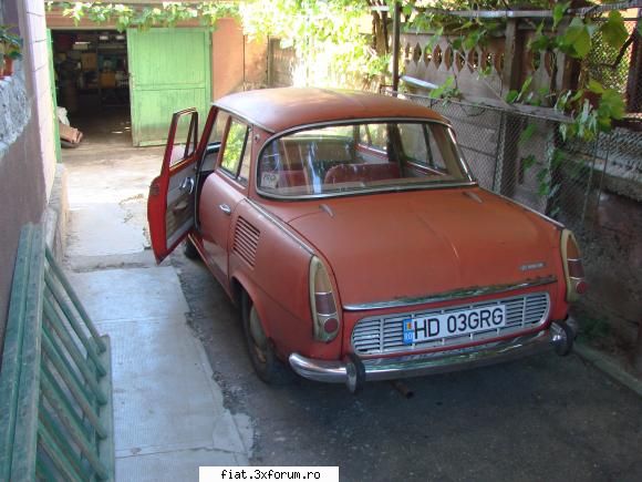 vand skoda 1000mb spatele