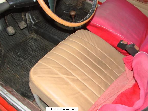 vand skoda 1000mb interior