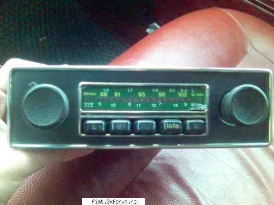 radio vanzare radio nemtesc marca itt model 708 model stereo.a fost golf 1.nu stiu are stiu nimeni