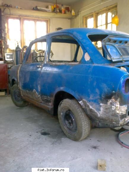 fiat 850 curs terminat acum urmeaza pregatitul vopsit fianal