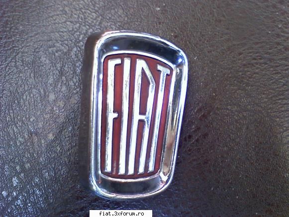 cumpar piese fiat 600 '64 emblema buton claxon