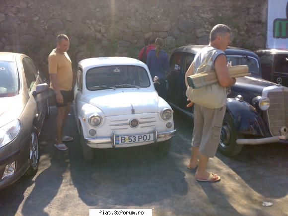 vand piese fiat 600 poza