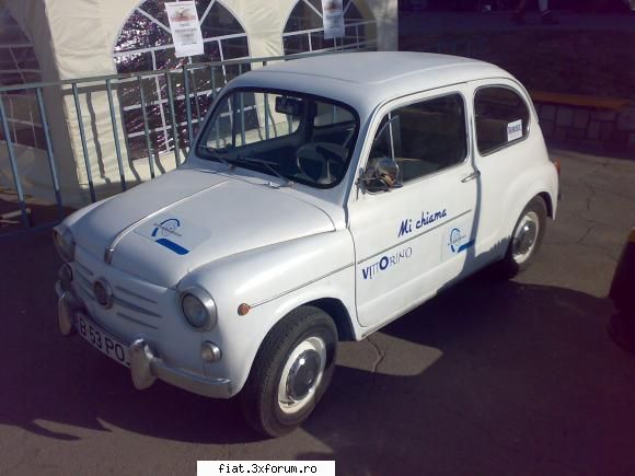 vand piese fiat 600 poza