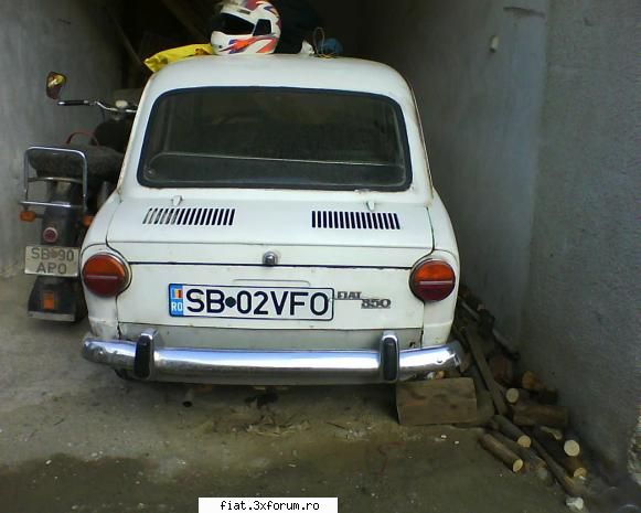 vand piese fiat 850 pret aproape fier vechi poza