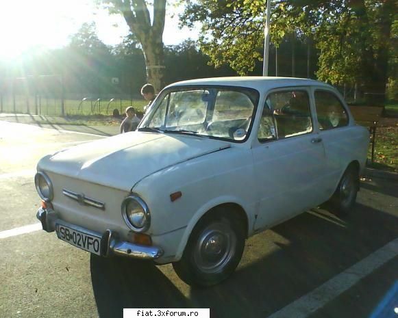 fiat 850 mai fiat vanzare pretul 1600 roni masina este are acte dar are verificare asigurae dar