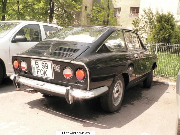 vand fiat 850 coupe sport din spate...