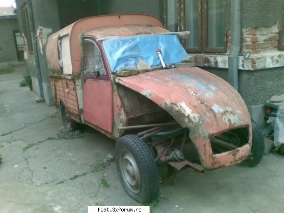 citroen 2cv furgoneta fost vad astazi 2cv. unu bag. facut foto cazul care mai cineva interesat.