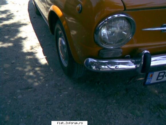 trecand peste vopseaua arata foarte bine masina... fiat 850. ce a fost si ce a ajuns. poze cu masini