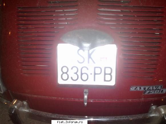 ultima. splendid! fiat 600 in trafic, pe strazi, in hangare... si pe unde s-o mai ivi
