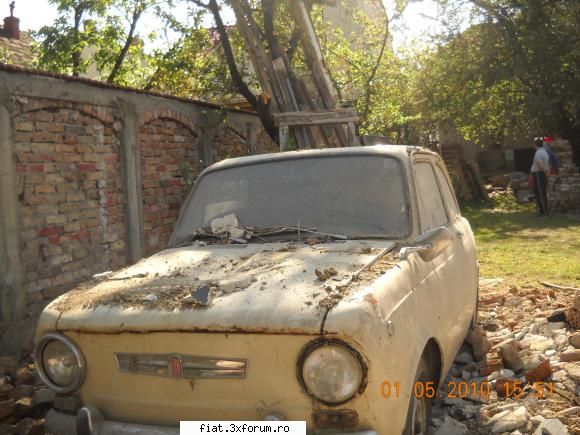 vand fiat 850 din anul 1967 foarte pun poze dar pozat motorul inca fost intr garaj care s-a demolat