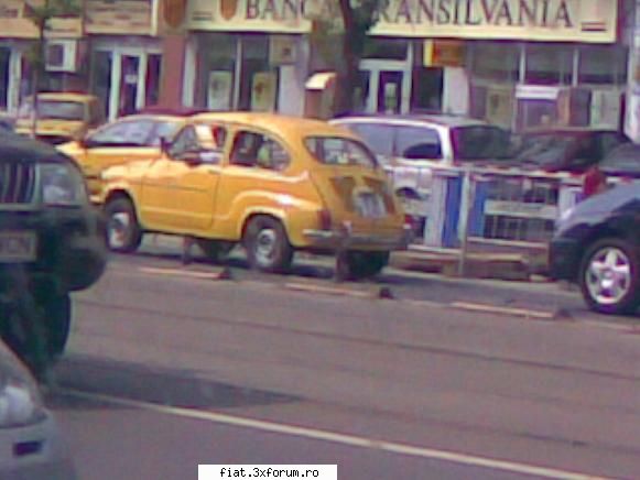 sa ne traiasca! fiat 600 in trafic, pe strazi, in hangare... si pe unde s-o mai ivi