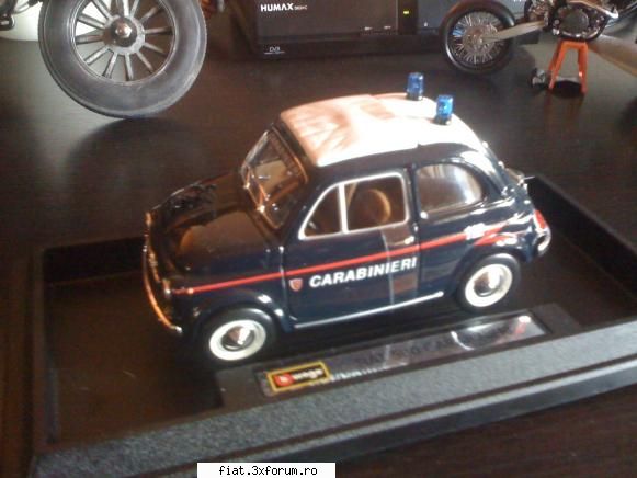 burago fiat 500 carabineri macheta super!!!!