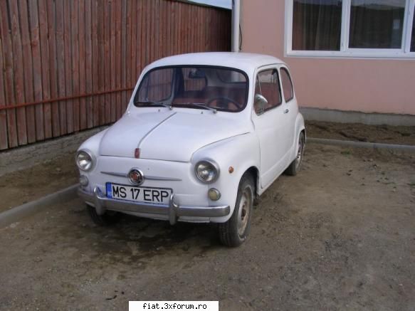 fiat 600d 1966 inca una spus remat cum v-am promis revin poze masina. uite una din fata...