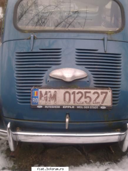 alta poza fiat 600 in trafic, pe strazi, in hangare... si pe unde s-o mai ivi