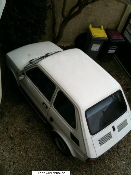 o poza de la micutul fiat 126 facuta din balcon.  :hi: caut schimb onorabil intre o lada 2104 noua