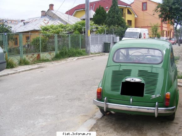 vand fiat 600 doua