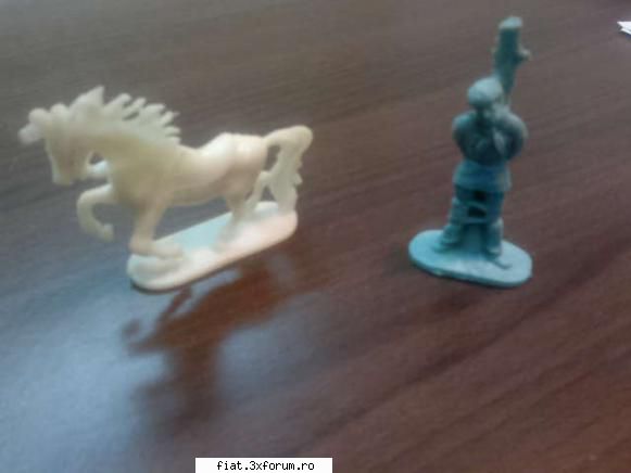 jucarii tabla sau plastic (ro, ddr, ussr, japonia, china) celebrii cai calareti din plastic