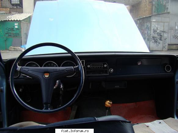 vand ford taunus 17m 1971 opel record coupe din 1965 mot 2,6 motorul este 1700cm are cil aici vine