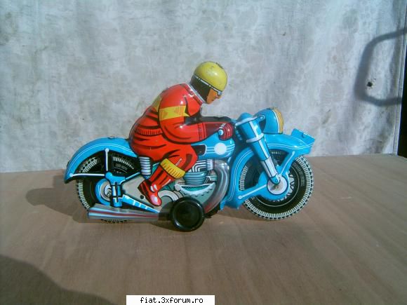 jucarii tabla sau plastic (ro, ddr, ussr, japonia, china) moto copie fidela dupa cea