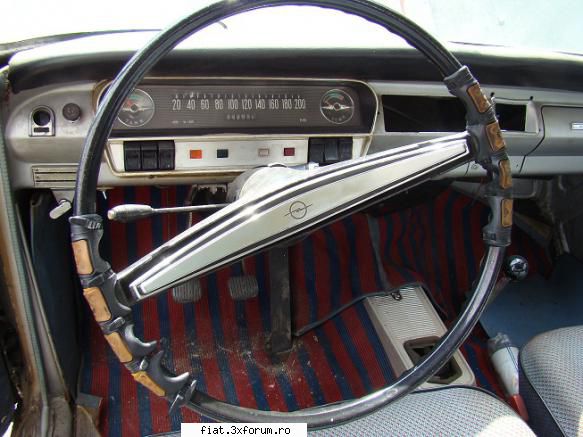 vand ford taunus 17m 1971 opel record coupe din 1965 mot 2,6 multumesc oferta' paga' dar prefer
