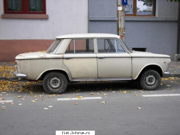 vand fiat 1300 fabricatie 1966, 80000 km, unic propietar, nr. noi, c.i. original, pret 2500 lei fix,