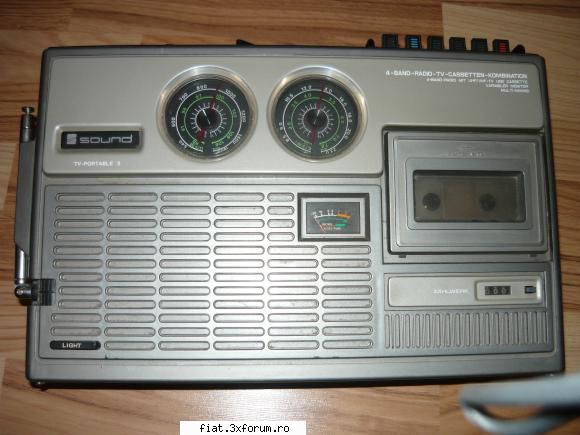 radio incorporat ,fier calcat carbuni din bronz etc poza2