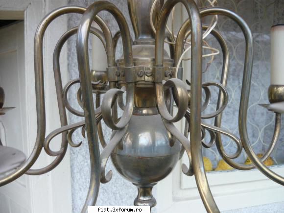 radio incorporat ,fier calcat carbuni din bronz etc lustra alama 200 lei