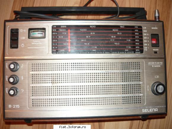 radio incorporat ,fier calcat carbuni din bronz etc radio selena leivindut