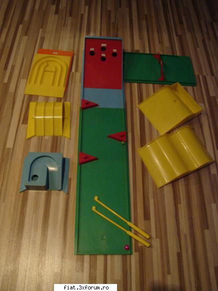 jucarii tabla sau plastic (ro, ddr, ussr, japonia, china) cine avut minigolf asta mana sus.  