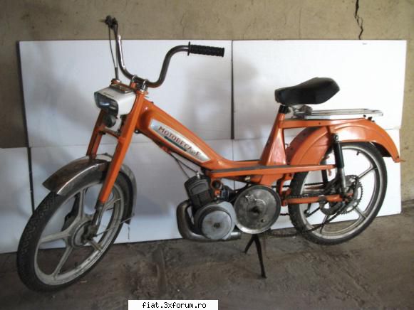 moped motobecane poza noua