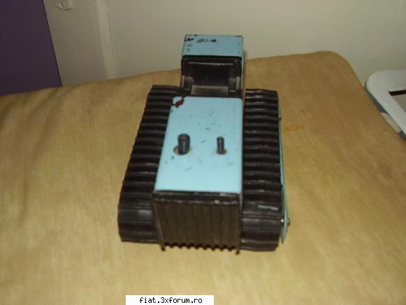 jucarii tabla sau plastic (ro, ddr, ussr, japonia, china) fata buldozer