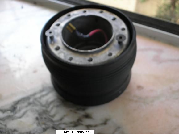 40 ron  :hi: adaptor volan sport, piele, lemn, etc special prindere orice fiat