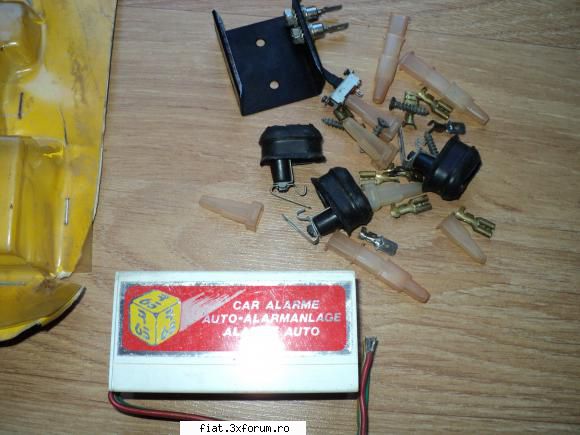 kit alarma auto vintage nos nimic lipsa, ambalajul era virgin.