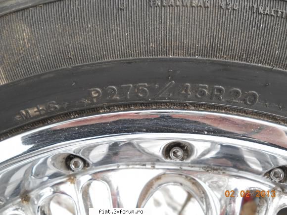 poza vand jenti aliaj cu anvelope  m+s  p 275/45/r 20   j20x8 1/2