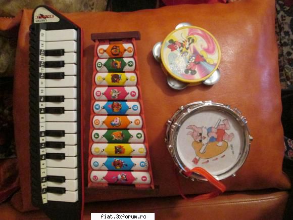 jucarii tabla sau plastic (ro, ddr, ussr, japonia, china) jucarii muzicale straine