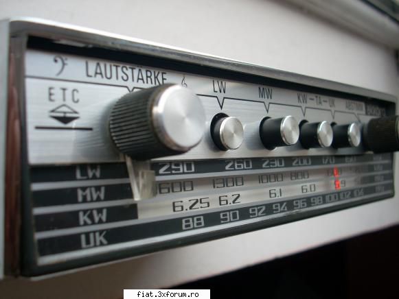 radiouri adaug radio akkord 130 denumirea completa este 130este autentic made germany excelent