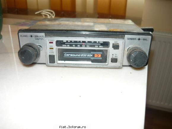 radiouri auto vechi radio german-30 lei
