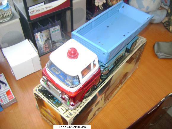jucarii tabla sau plastic (ro, ddr, ussr, japonia, china) camion basculanta cutia originala ron