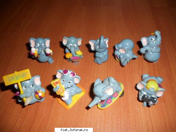 jucarii tabla sau plastic (ro, ddr, ussr, japonia, china) surprize kinder -hippo toys  serie