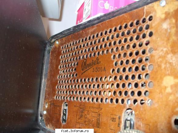 vand radio vechi lampi cartonul original spate