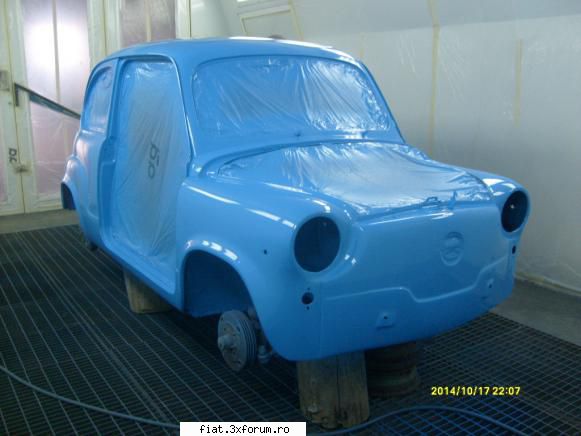 de sunt m�ndru posesor de fiat 600