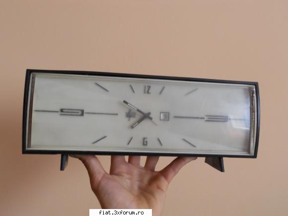 obiecte vechi ceas romanesc victoria mecanic, rubine. dimensiune mare.ceas romanesc anul 1970.