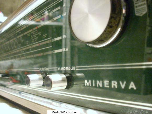 old-radios adaug radio camera minerva minerphon austria 1969 aspect estetic necesita curatare pret