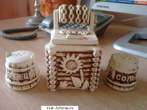 obiecte vechi din perioada comunista superb set din ceramica format din piese zaharnita+ recipiente