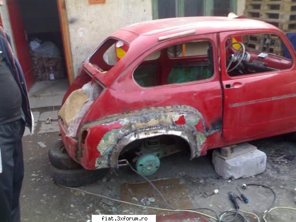 1962 Fiat 600D - yoghy (presedintele) vroia sa o faca rotunda , ii - Club Fiat 500 & 600