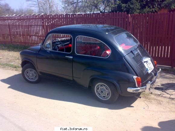 1964 - Fiat 600 D - Garat masina in curte la Gaesti in curtea unui - Club Fiat 500 & 600