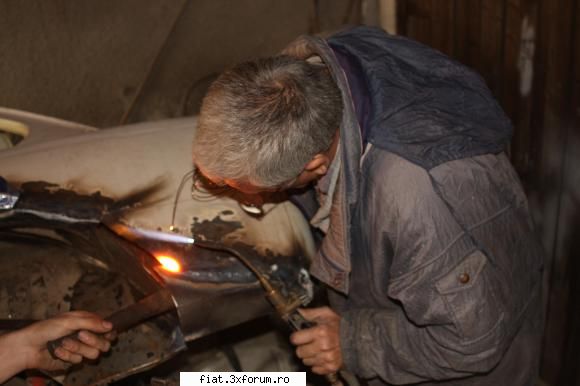 AM FIAAAATTTTTTT , acum la treaba:D - am reconstruit aproape tot fundul masinei - Club Fiat 850