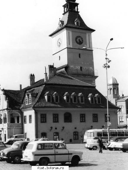 Album - Antebelice in Romania comunista - In poza asta din Brasov in 1974 se zareste - Classic corner